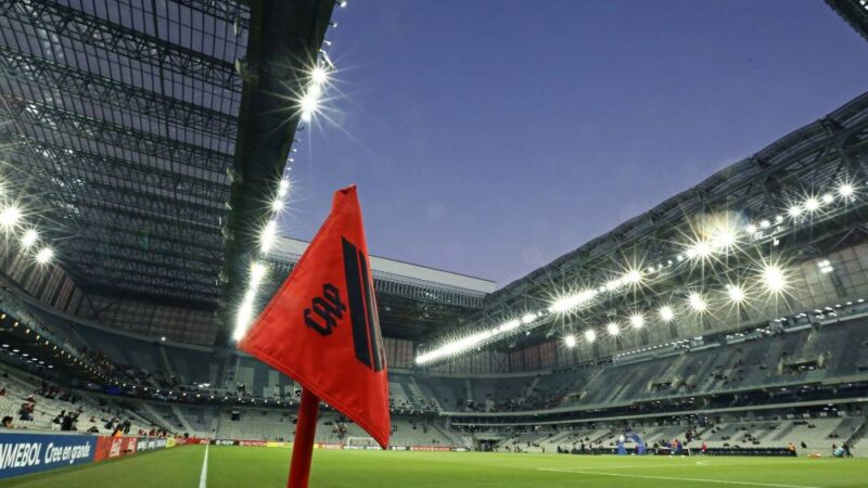 Athletico-PR x Fluminense no Brasileirão: onde assistir, horário e escalações