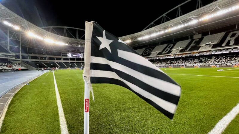 Botafogo x Athletico-PR no Brasileirão: onde assistir, horário e escalações