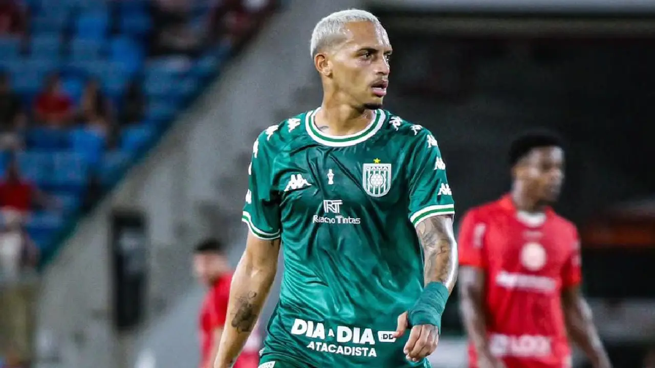 Goiás acerta com Felipe Clemente e vai quitar transfer ban