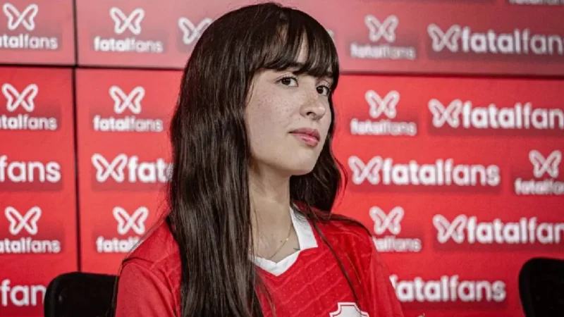 Goleada do Vila gera promoção de criadora de conteúdo adulto