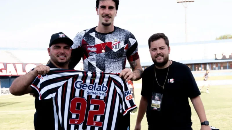 Gonzalo e Matheus Lagoa atingem marcas históricas pelo Anápolis