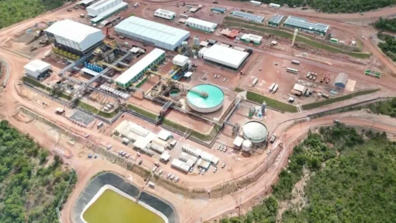 Governo Trump investe mais R$ 1,2 bi na compra de mineradora de terras raras em Goiás