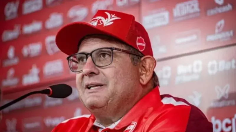 Guto diz que Sport estacionou “ônibus” na defesa