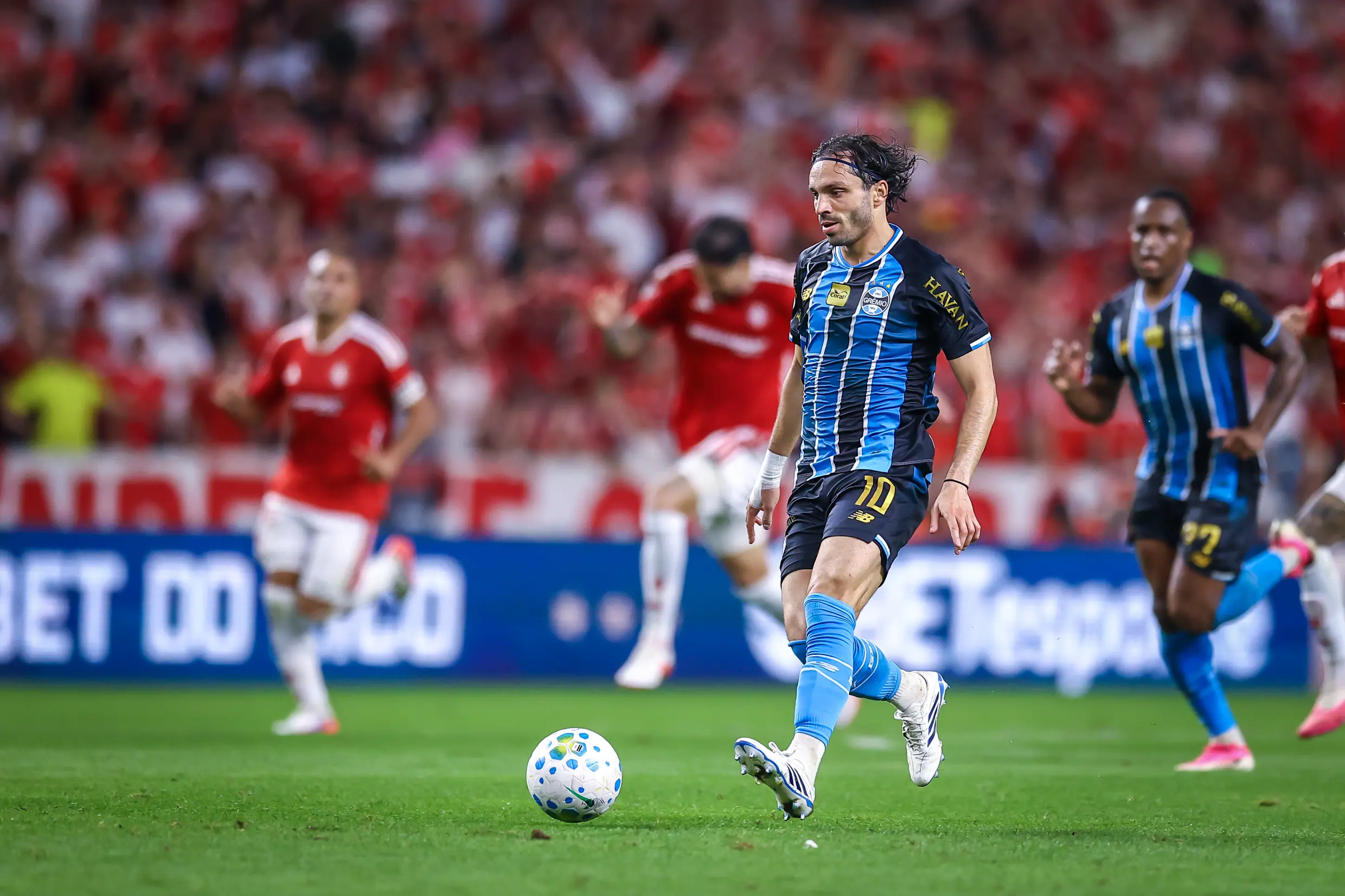 Internacional e Grêmio empatam em 0x0 no Beira Rio