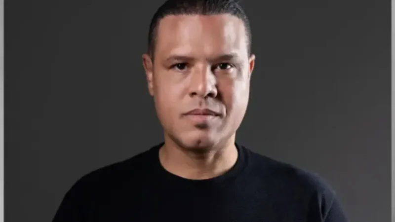 Luís Fabiano, ex-seleção, aparece como “assexual’ para eleição