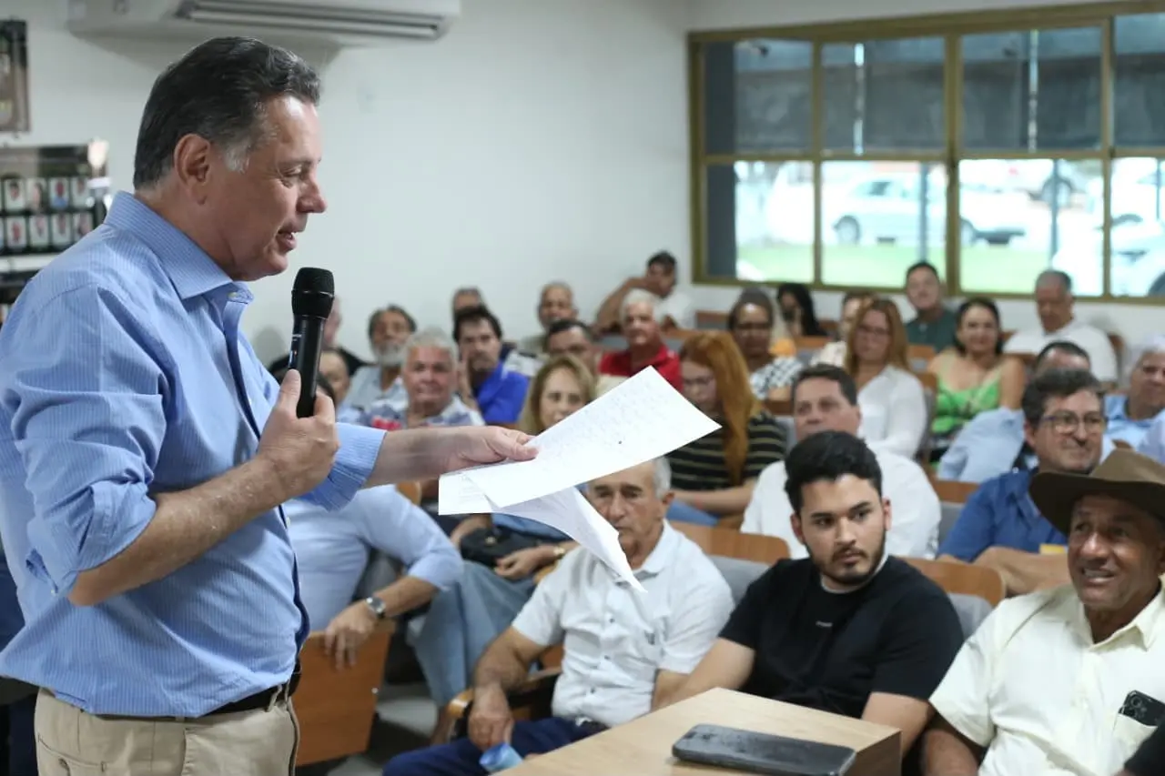 Marconi defende programa de incentivo ao primeiro emprego com bolsa para estudantes