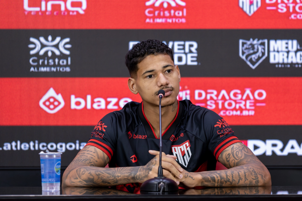 Marrony destaca confiança do Atlético para enfrentar o Avai
