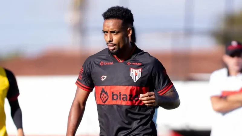 Marrony retorna, mas perde lateral para encarar o Londrina