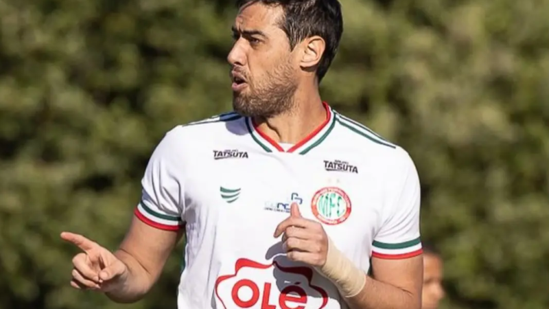Morrinhos vence a segunda em casa e encosta nos líderes