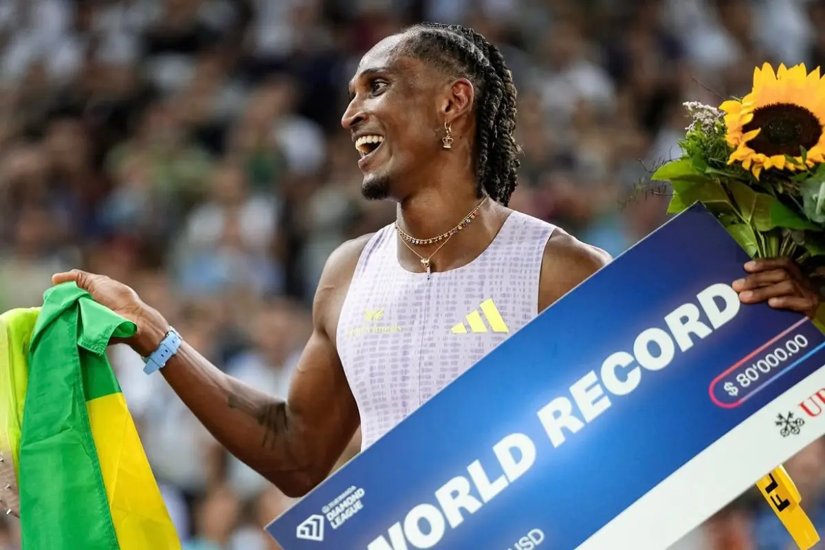 Piu faz história nos 400m com barreiras e alcança feito inédito para o Brasil