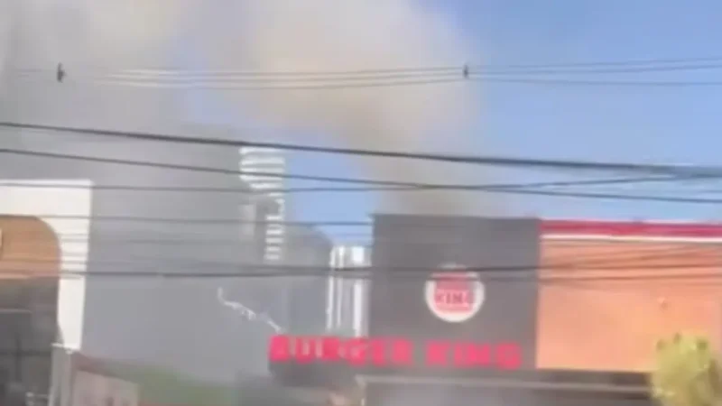 Princípio de incêndio fecha Burger King no Marista, em Goiânia