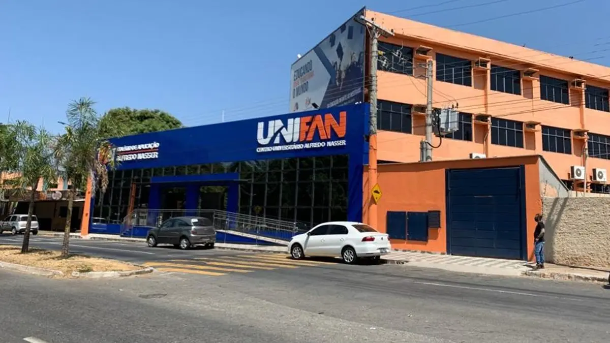 Quatro faculdades de Medicina de Goiás voltam a sofrer restrições