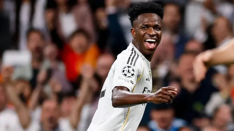 Real Madrid renova contrato com Vini Jr até 2032