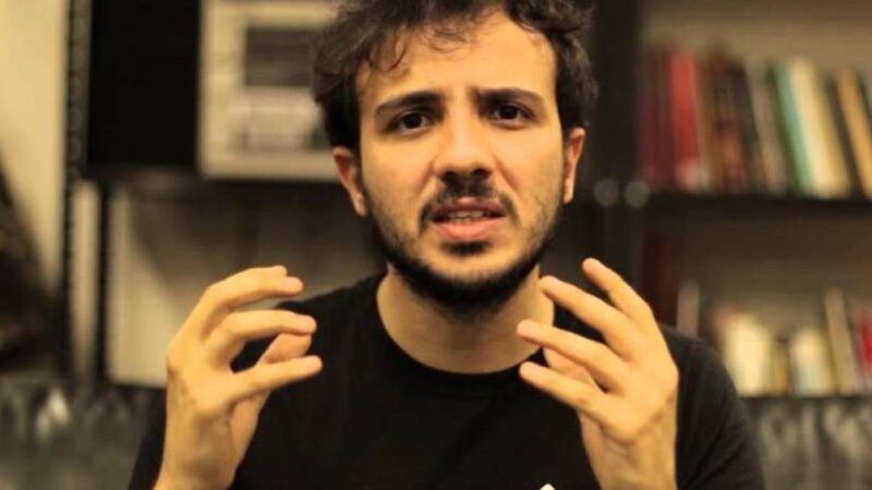 Renan Santos confirma candidatura à Presidência com ataques a Lula e Bolsonaro