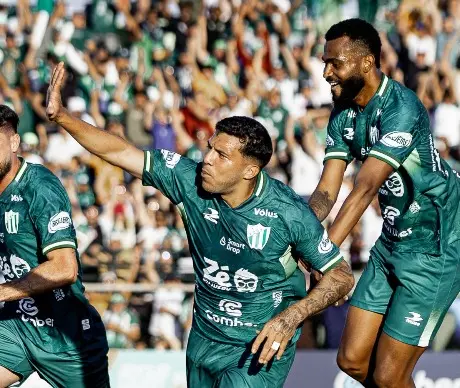 Rio Verde define vitória no 1º tempo e amplia distância na tabela