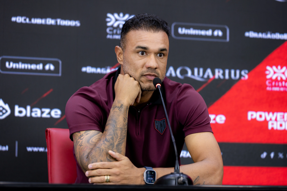 Roger ameniza sequência ruim do Atlético: “Sem desespero”