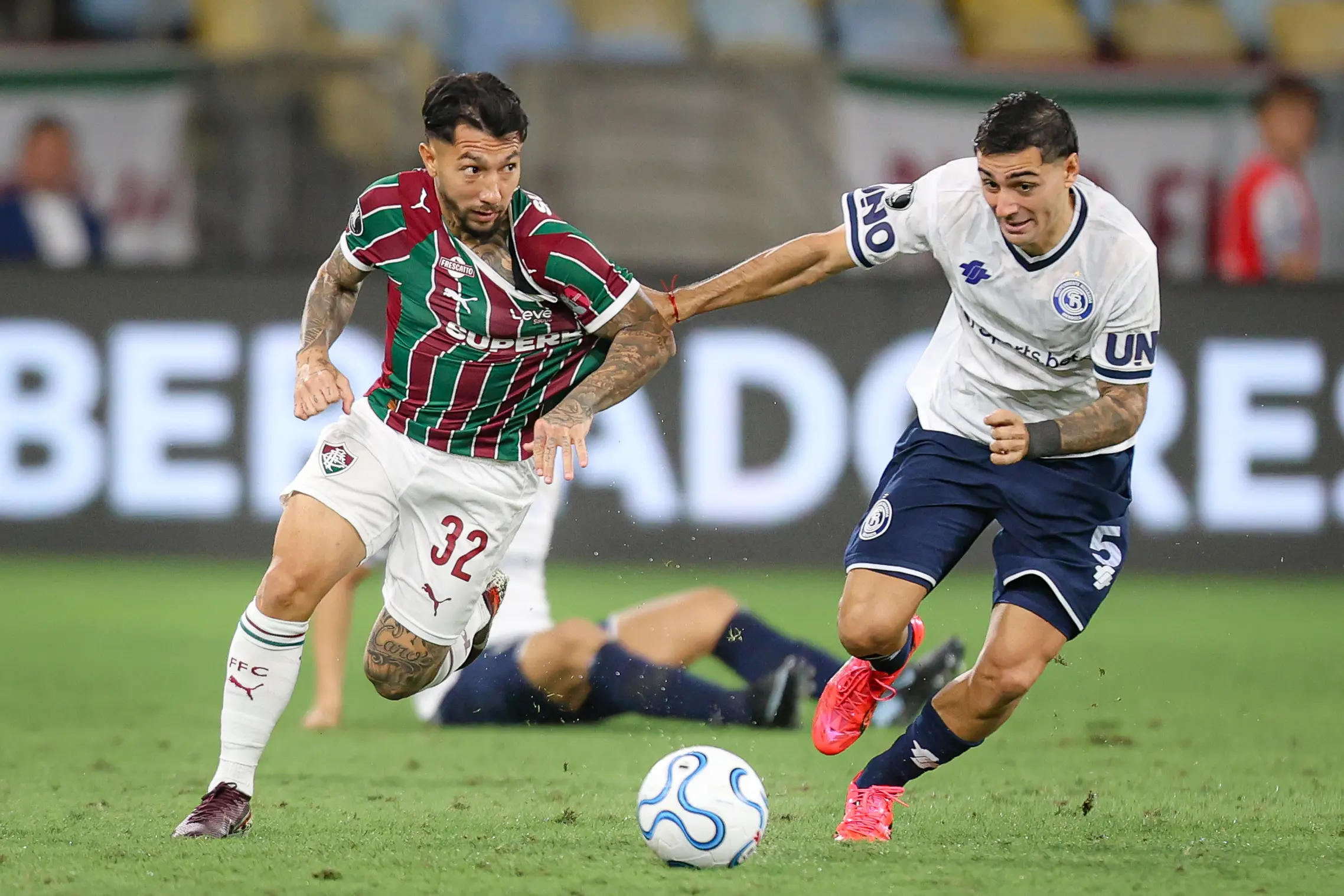 Tricolor decide vaga nas quartas da Libertadores