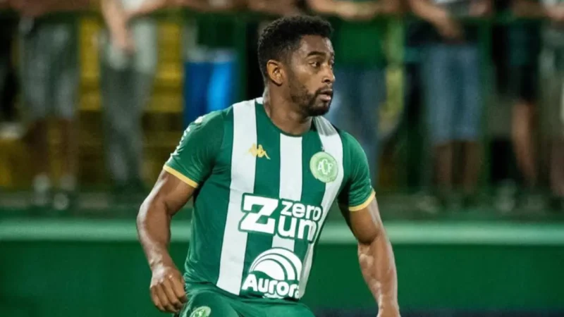Veja números do lateral Marcos Vinícius novo contratado do Goiás