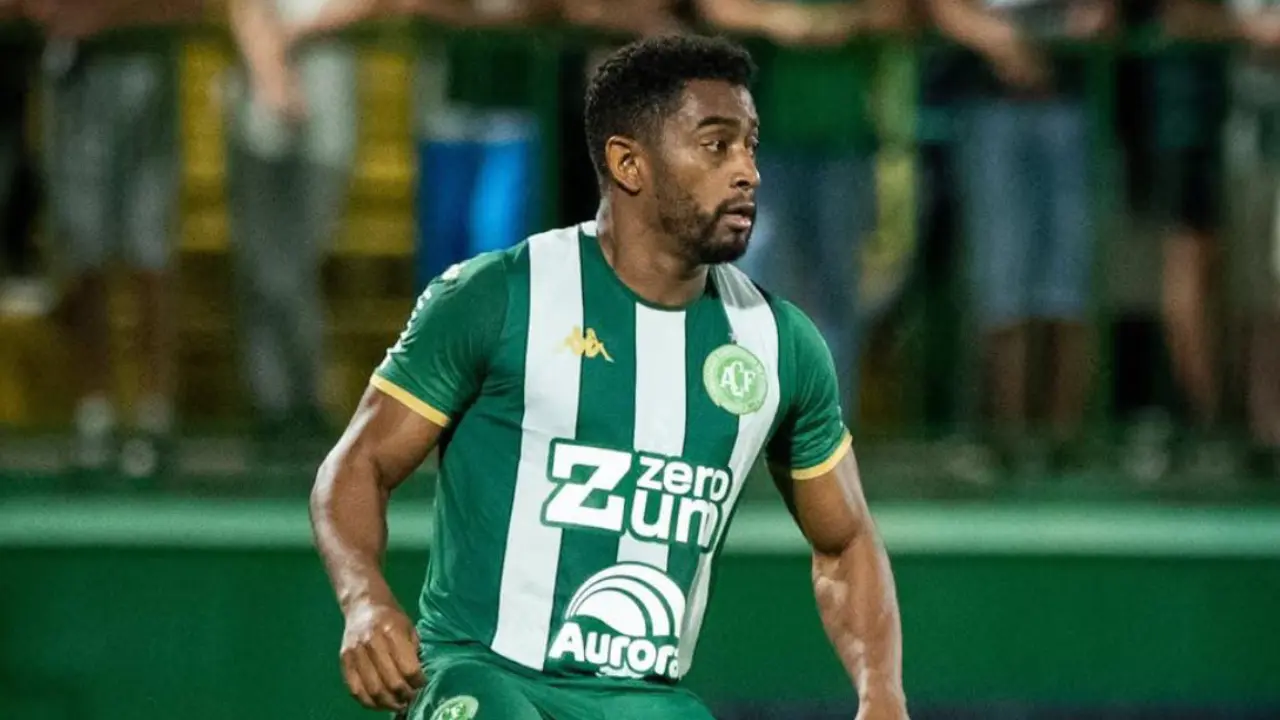 Veja números do lateral Marcos Vinícius novo contratado do Goiás