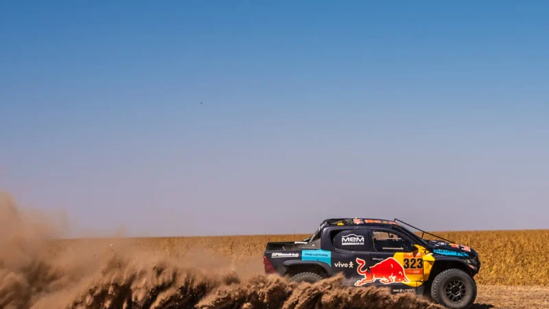 campeão mundial fatura 3ª etapa seguida nos carros