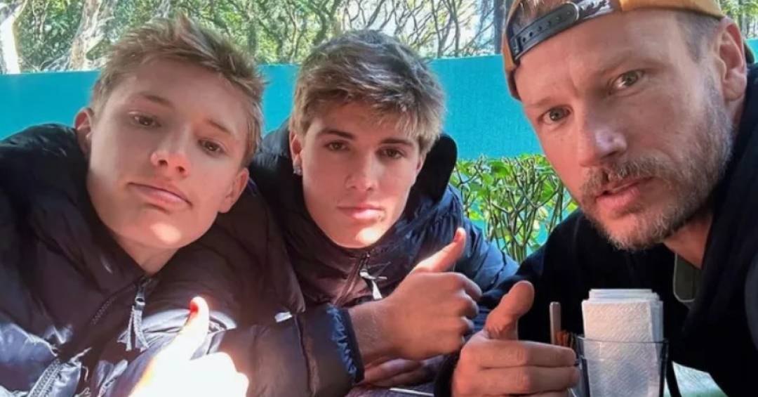 Filhos de Rodrigo Hilbert entregam manias que herdaram do pai