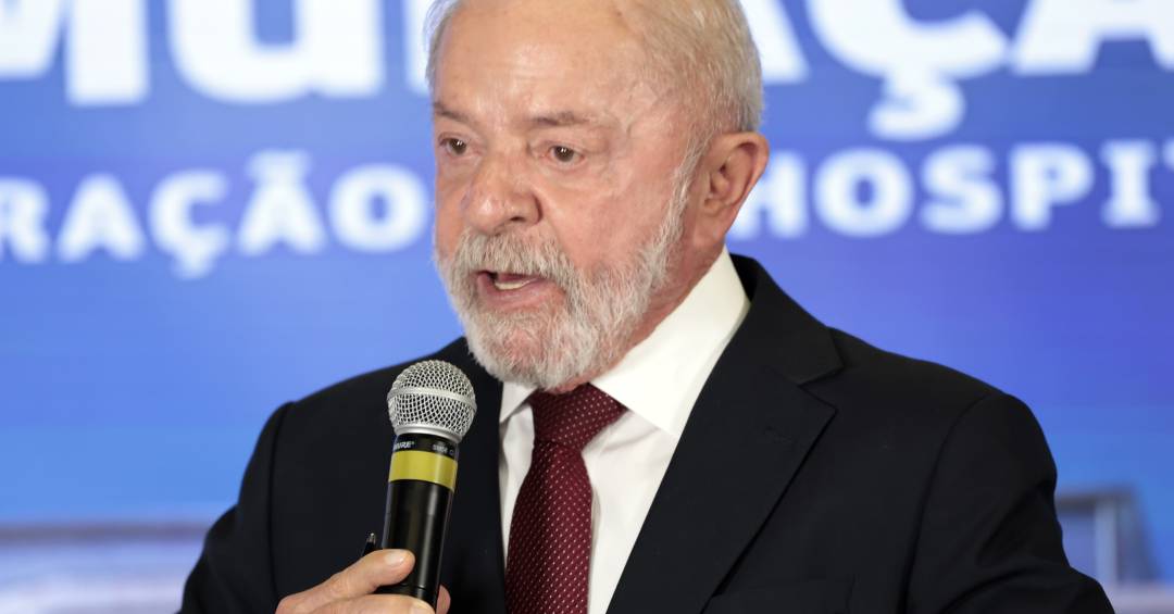 A estratégia de Lula para desviar foco de seu principal problema na campanha