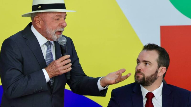 Equipe de Lula vê economia como tema-chave e quer aliados munidos para defender reeleição