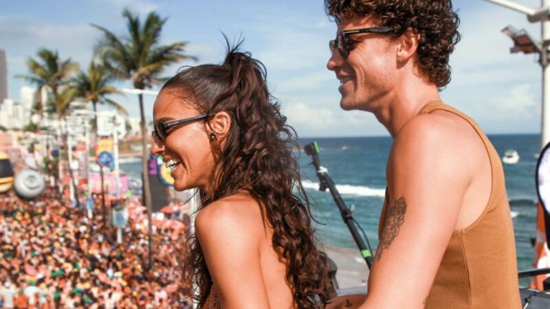 A reação de fiéis a Shawn Mendes em culto evangélico com Bruna Marquezine
