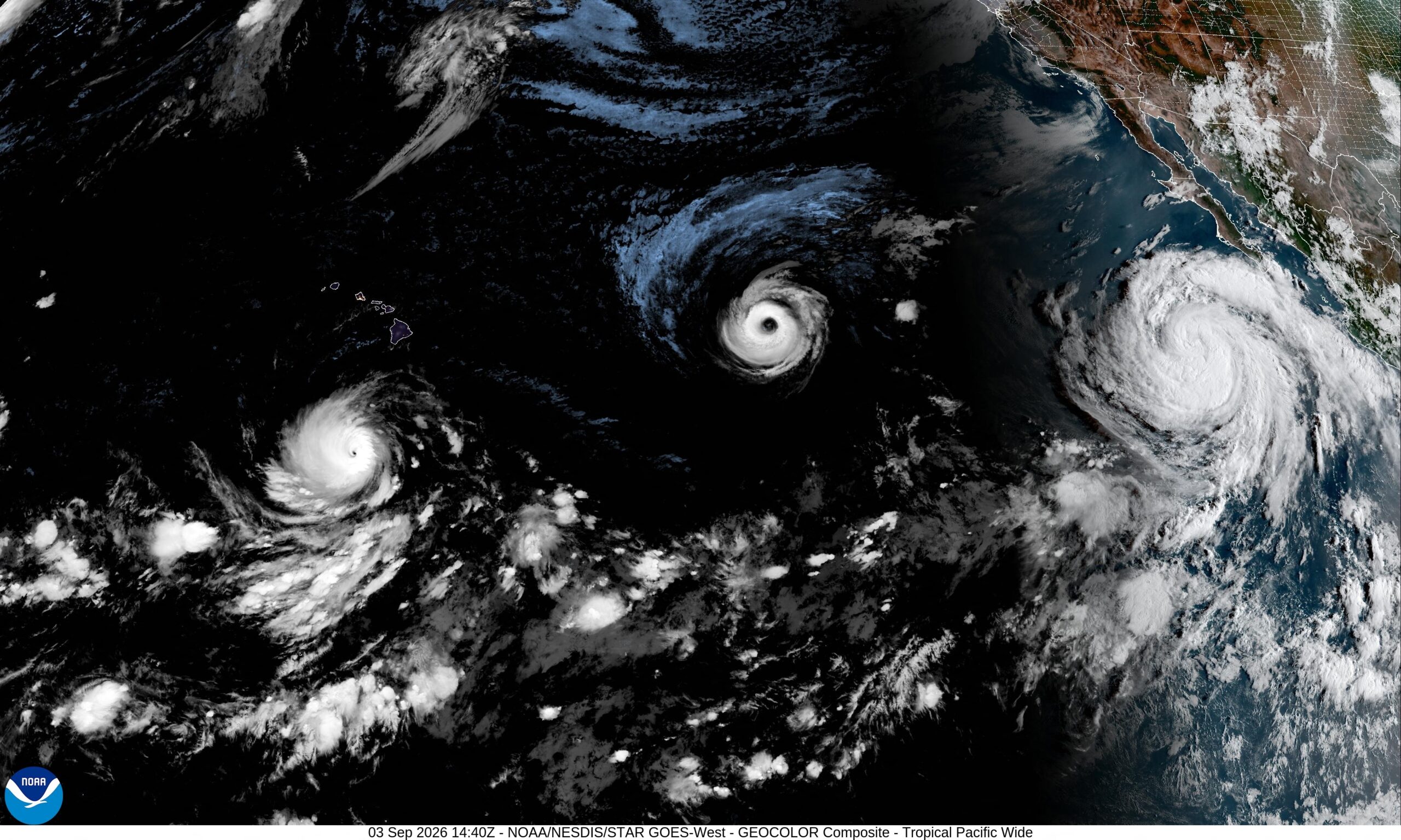 Raro trio de furacões no Oceano Pacífico é impulsionado por super El Niño