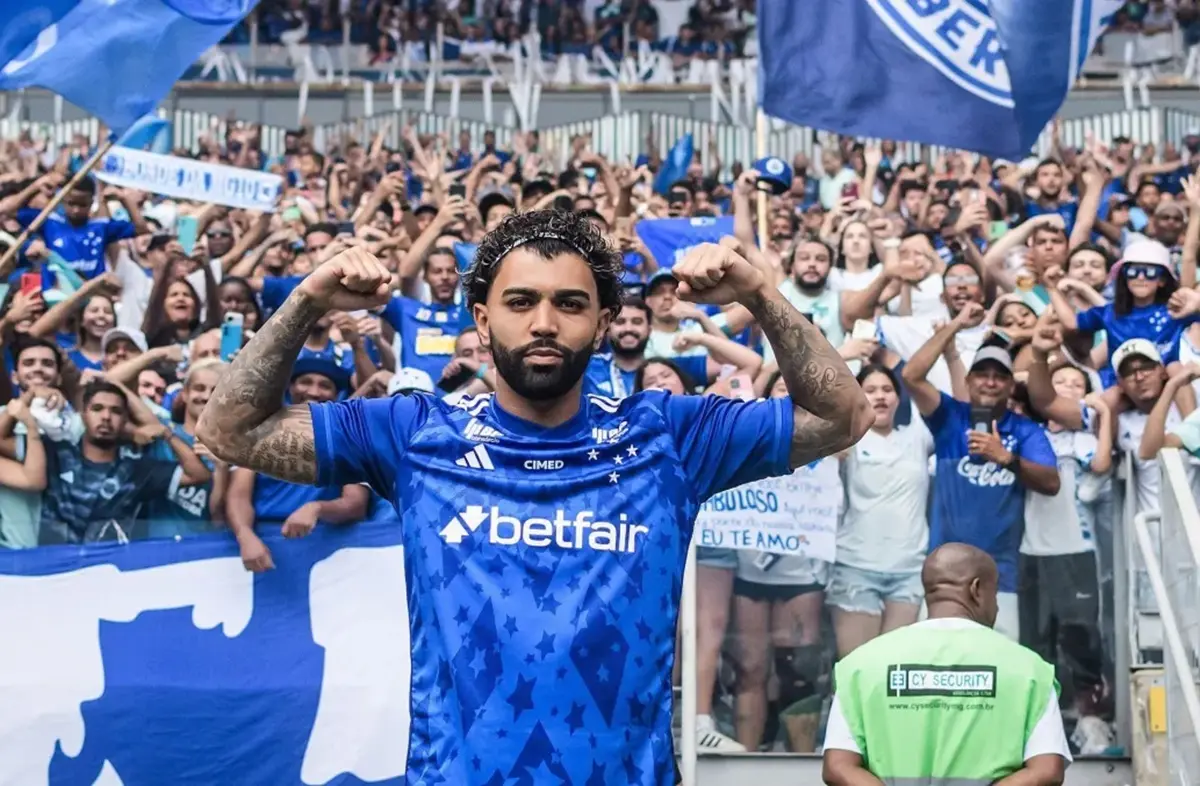 Atacante Gabigol comenta possível retorno ao Cruzeiro