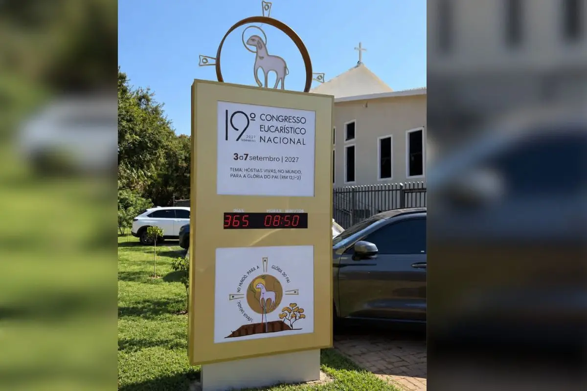 Goiânia ganha relógio para o Congresso Eucarístico Nacional