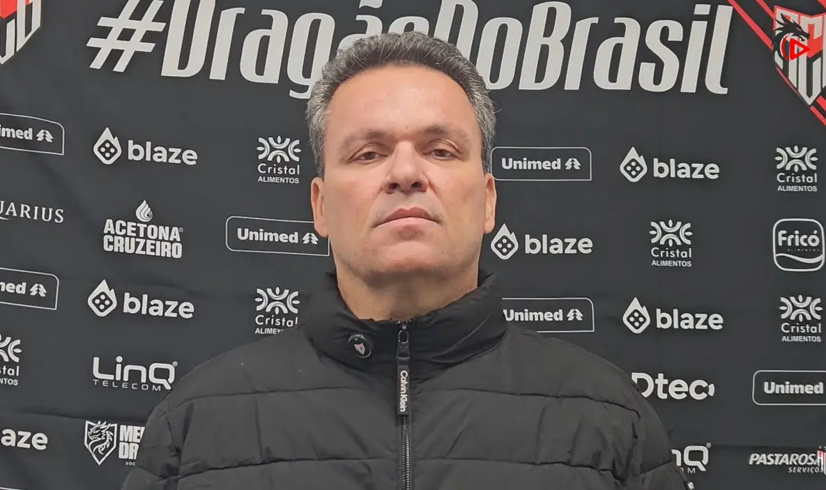 “Jogador não vai inventar esse tipo de coisa”, diz Adson
