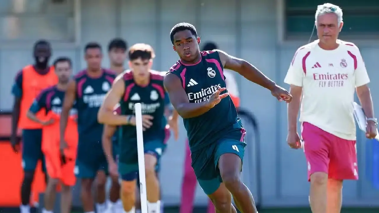 Mourinho confirma Endrick na estreia da Champions